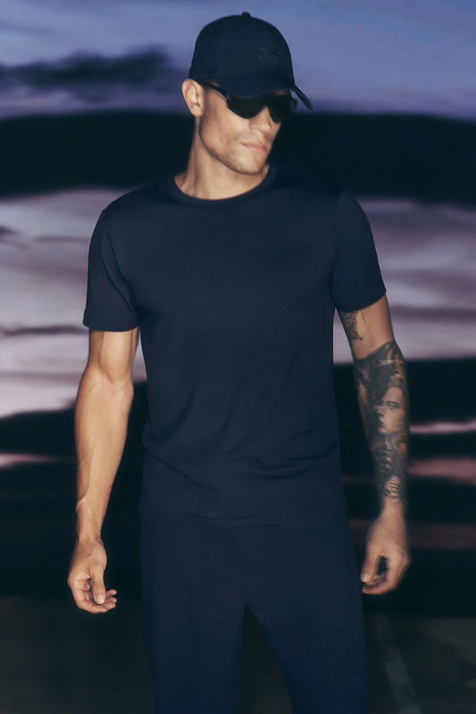 ALO Haut Manches Courtes À Col Ras-Du-Cou Conquer Reform